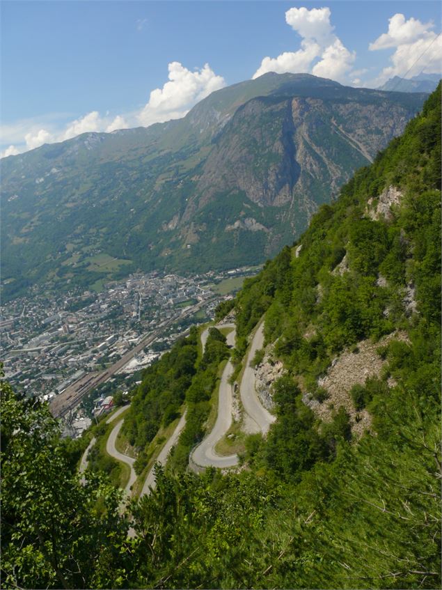 Les lacets Maurienne - ©Maurienne Tourisme