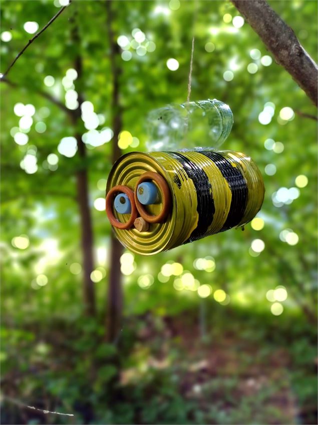 Une Abeille - OT Alpes du Léman