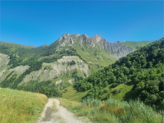 Vue depuis le sentier - Coeur de Tarentaise Tourisme
