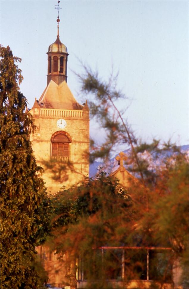 le clocher de l'église