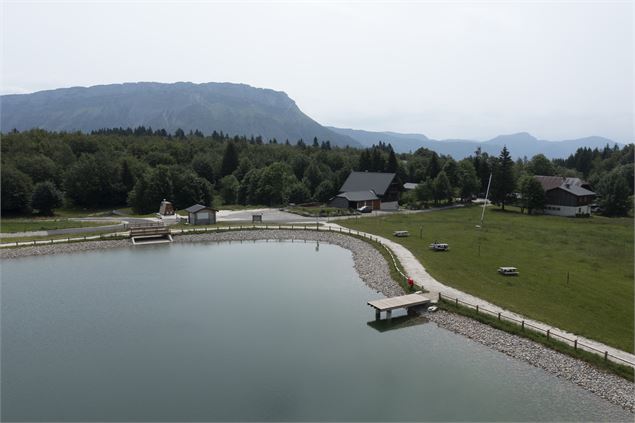 Boucle du plan d'eau_La Féclaz - Peignée Verticale - Grand Chambéry Alpes Tourisme