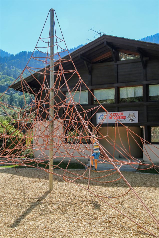 Filet Aire Jeux Chavants - Office de tourisme Chamonix