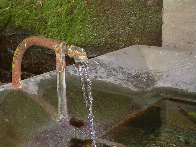 Eau de la source Saint Félix Pont de Beauvoisin - OT Val Guiers