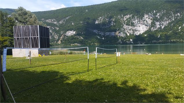 Plage et beach volley à Pré Argent - L. Brevard