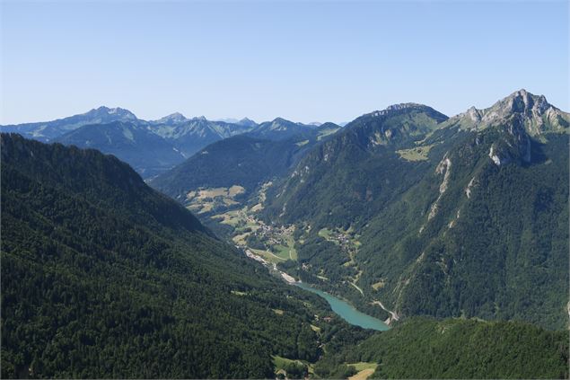 Vue depuis le sommet de la Pointe de Tréchauffé - Yvan Tisseyre/OT Vallée d'Aulps