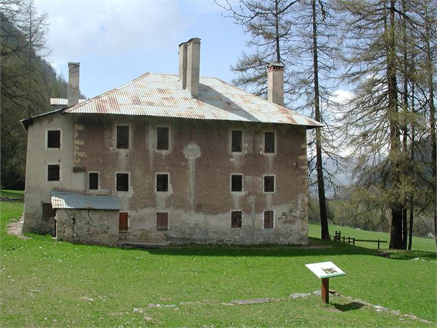 Vue extérieur façade avant - Thomas Bodier