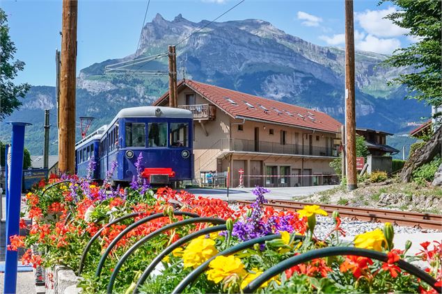 Tramway du Mont-Blanc