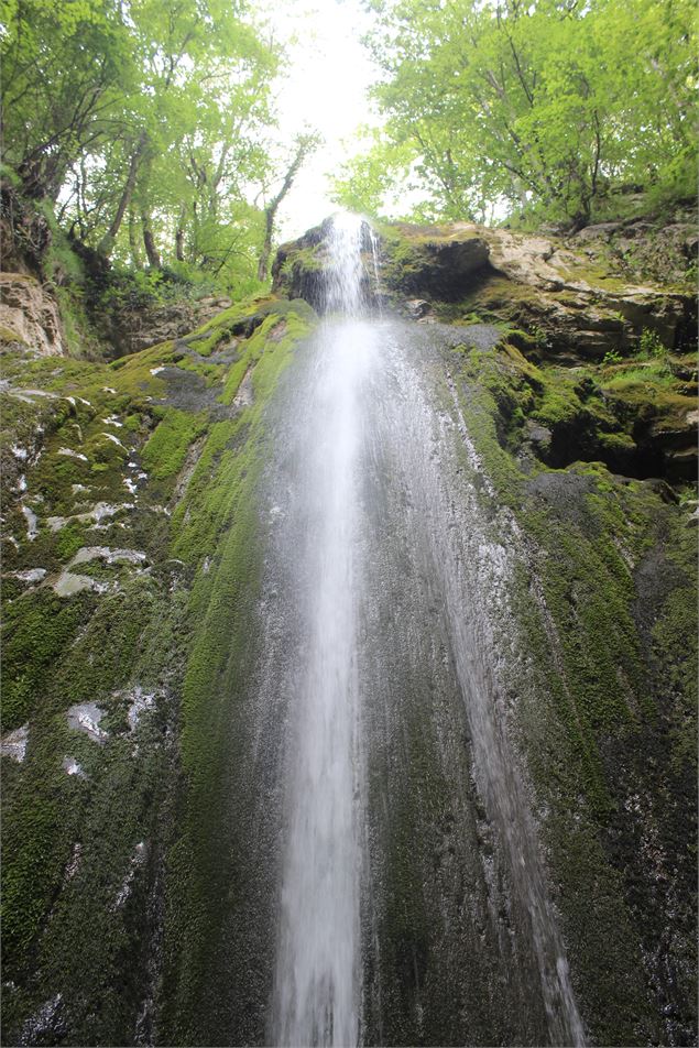 Cascade de l'Etrès en juillet - ©AnaisBlanc