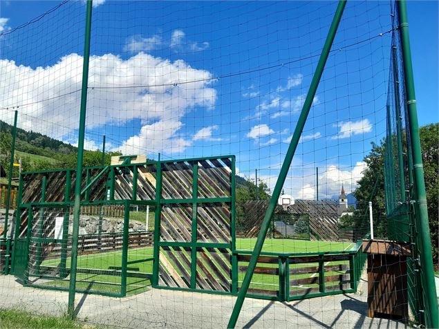 AIRE DE JEUX  city LES ALLUES - D Paillas Méribel Tourisme
