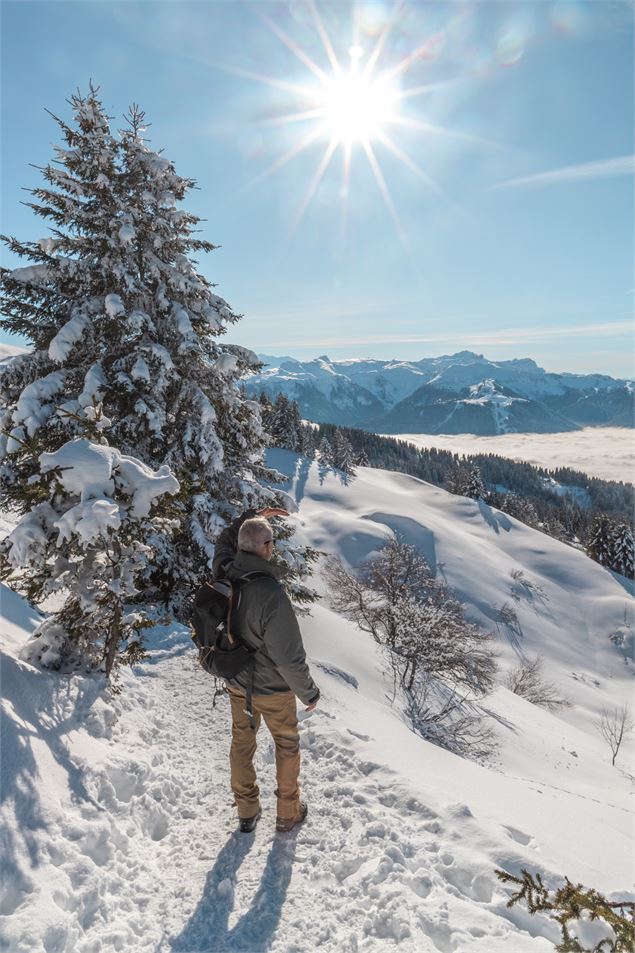 sentier pour se rendre à la bourgeoise - OT Samoens - Mathilda Manzi