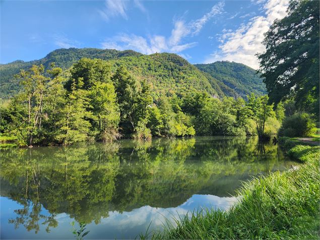 Balade pédestre - Le tour du lac du Möle et la Chapelle du Calvaire_La Tour - OXIDRONE