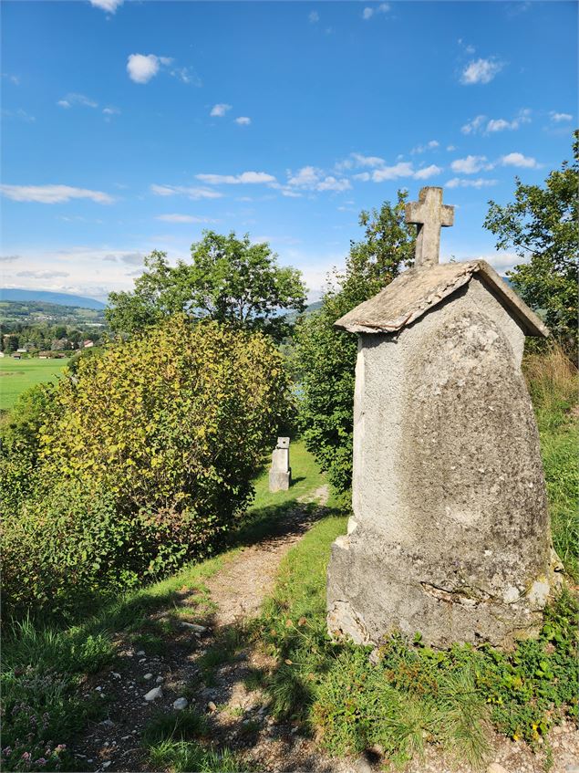 Balade pédestre - Le tour du lac du Möle et la Chapelle du Calvaire_La Tour - OXIDRONE