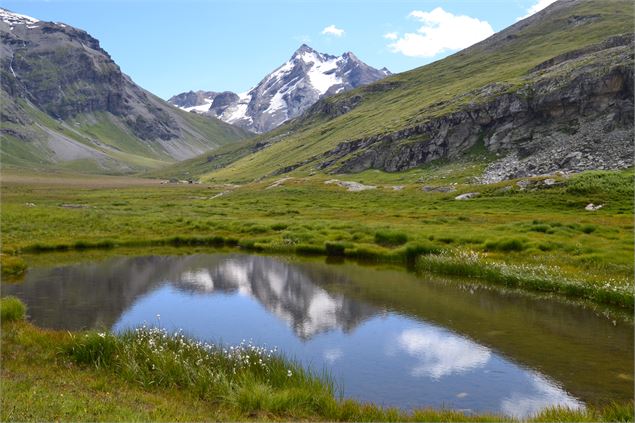 Réserve Naturelle et lac de la Grande Sassière - ©SavoieMontBlanc-Lansard