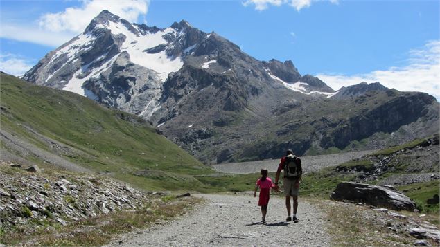 Réserve Naturelle et lac de la Grande Sassière - ©SavoieMontBlanc-Lansard