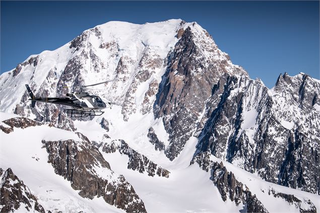 - Mont blanc hélicoptère
