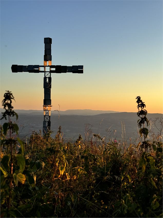 Coucher de soleil sur la Pointe des Brasses - M&B Tourisme