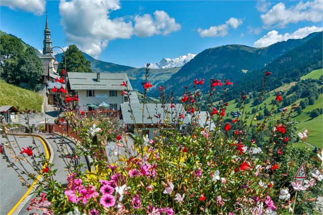 Hauteluce village fleuri - G. Lansard