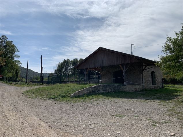 Départ place de la gare de Daranche - Maxime Michel