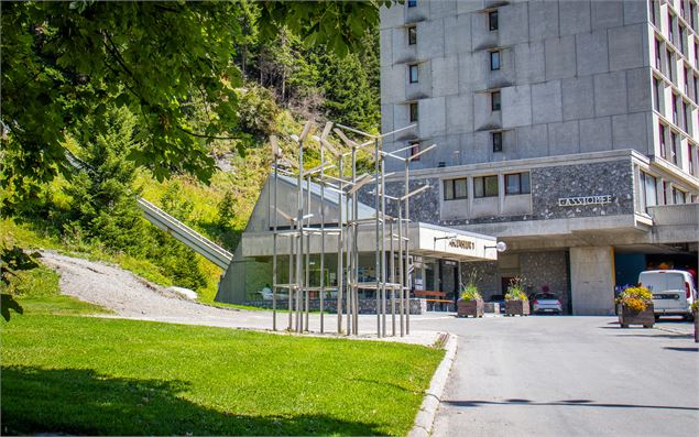 La fontaine de Carl Nesjar en été - Monica Dalmasso