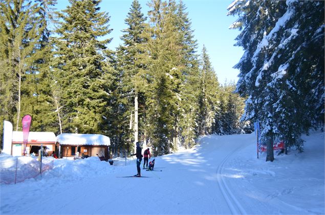 Domaine nordique de Giron, parking de la Frasse - ©Daniel Gillet