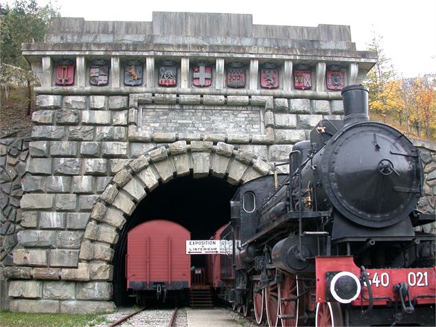 Ancienne entrée Ferroviaire tunnel du Mont Cenis à Modane - HMVT
