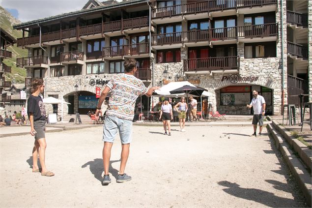 Terrains de pétanque_Val-d'Isère - Esther Vittot