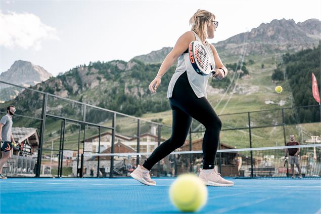 Terrain de padel tennis_Val-d'Isère - Tristan Shu