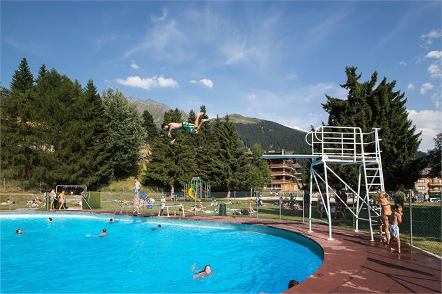 Piscine extérieure - Centre Sportif de Verbier