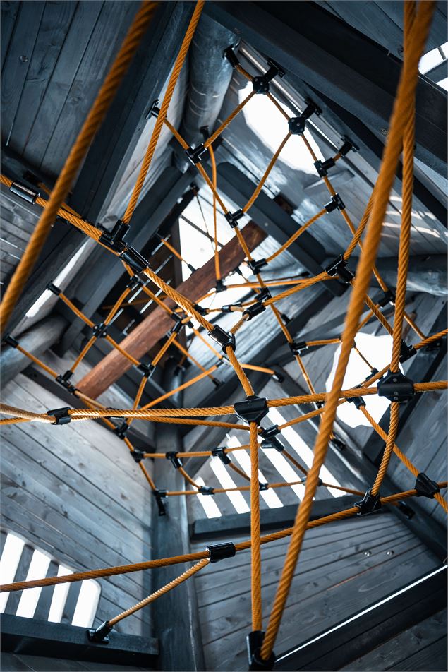 Les Géants de Malgovert depuis le sentier des Arollins - N. Secerov