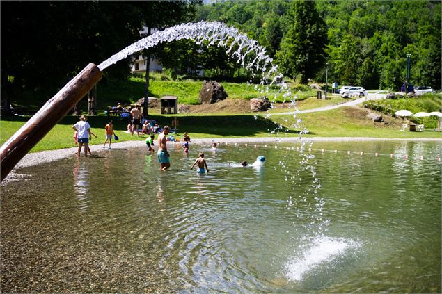 Plan d'eau_Saint-Colomban-des-Villards - OT Espace Glandon