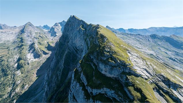 Vue sur l'Aiguille du Criou - Ot Samoëns - Mathilda Manzi