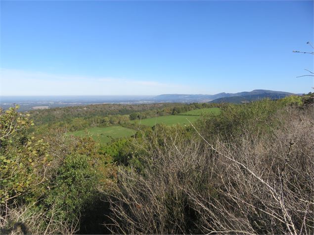 Le plateau des Combes et les trois monts