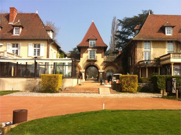 L'entrée - Golf de Mionnay