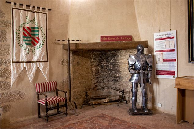 Pièce décoration médiévale château des Allymes Ambérieu-en-Bugey - David Pothin