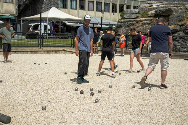 Vue d'ensemble des différents jeux de pétanque - OT Flaine - N.Ladrix