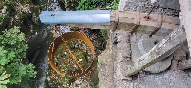 Cuve pressoir Les gorges du Sierroz_Grésy-sur-Aix - J Becuwe