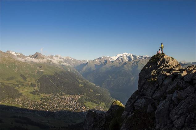 Pierre Avoi via Le Château - Verbier Promotion