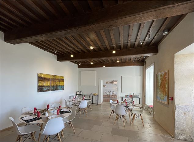 salle de restaurant - La Tour d'Oncin