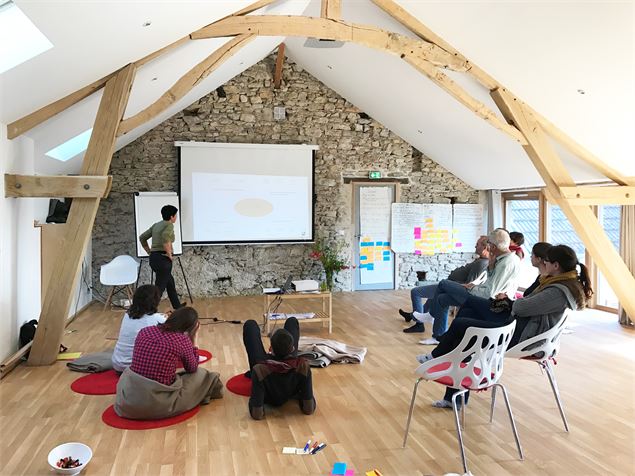 salle aqueduc - La Tour d'Oncin