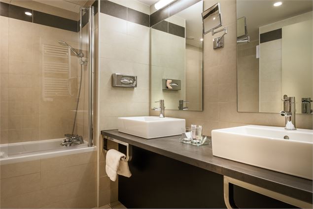 Salle de bain Hôtel**** Domaine du Gouverneur - Domaine du Gouverneur