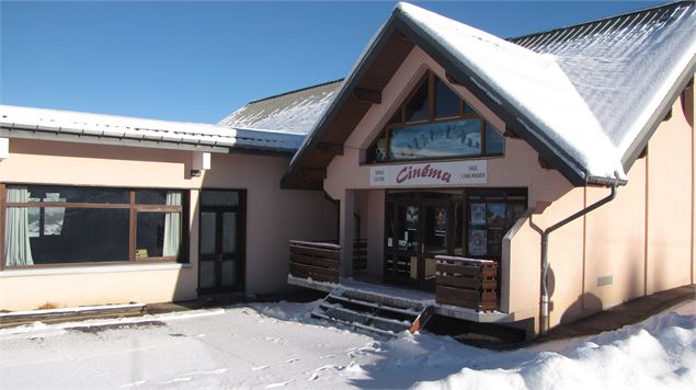 Cinéma Casse-Massion à Albiez en hiver - OTICoeurdemaurienne