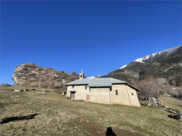 Vue sur la chapelle. - OTICoeurdemaurienne