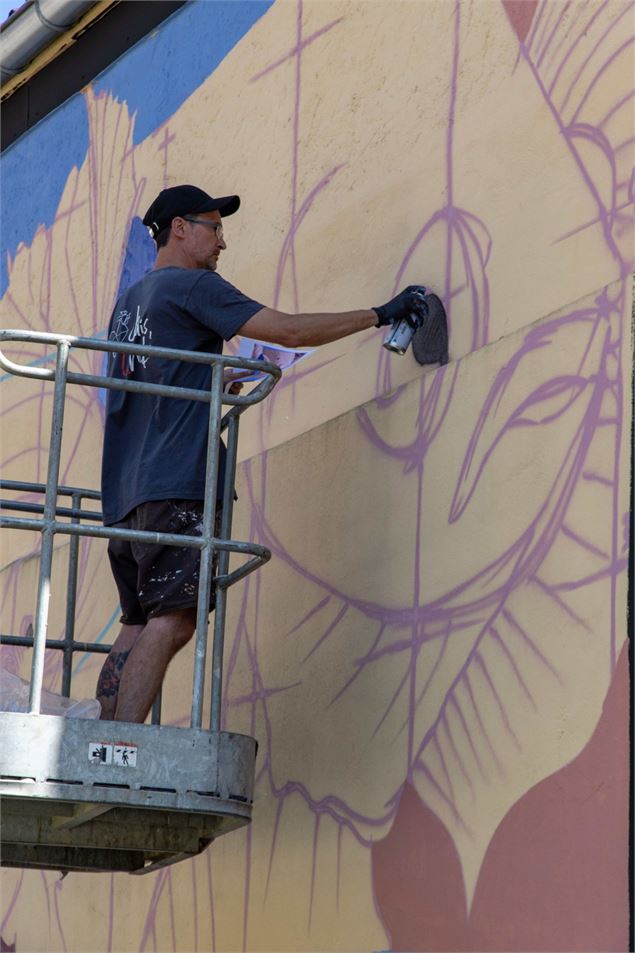 Fresques et murs peints - Les poissons bleus de Supa Smoka_Nantua