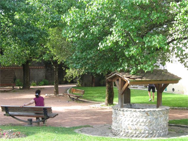 Aires de jeux de Meximieux