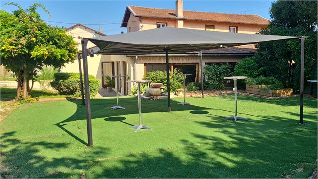 Terrasse - Le Domaine des Dombes