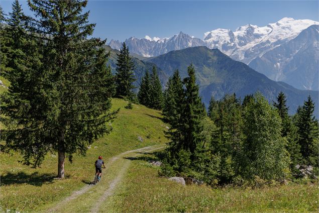 Tour des Ayères depuis le télésiège de Barmus_Passy - Julien Heuret