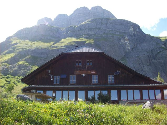 le refuge de Mayères sous les 4 Têtes - Véronique Lorenzi