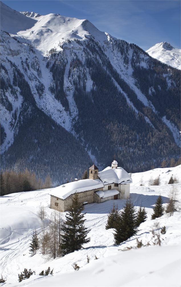 Vue sur la chapelle - Juliette Rebour