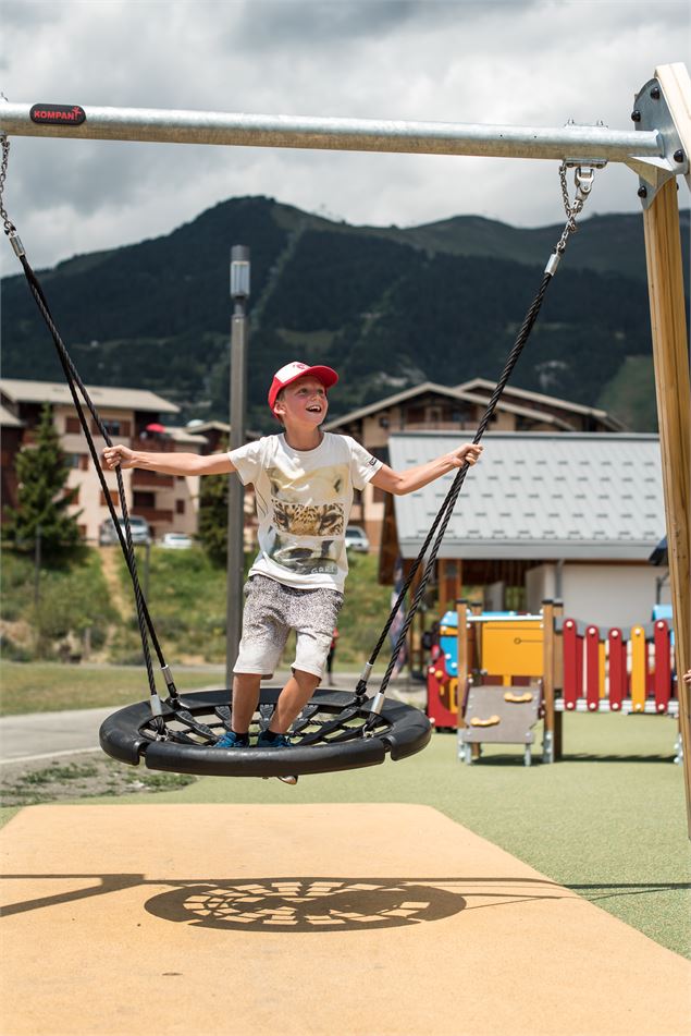 Jeux pour enfants à la base de loisirs la Buidonnière à Aussois - Alban Pernet