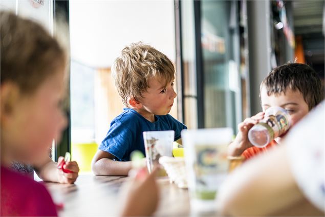 C L'Aventure Châtel - L.Meyer - Châtel